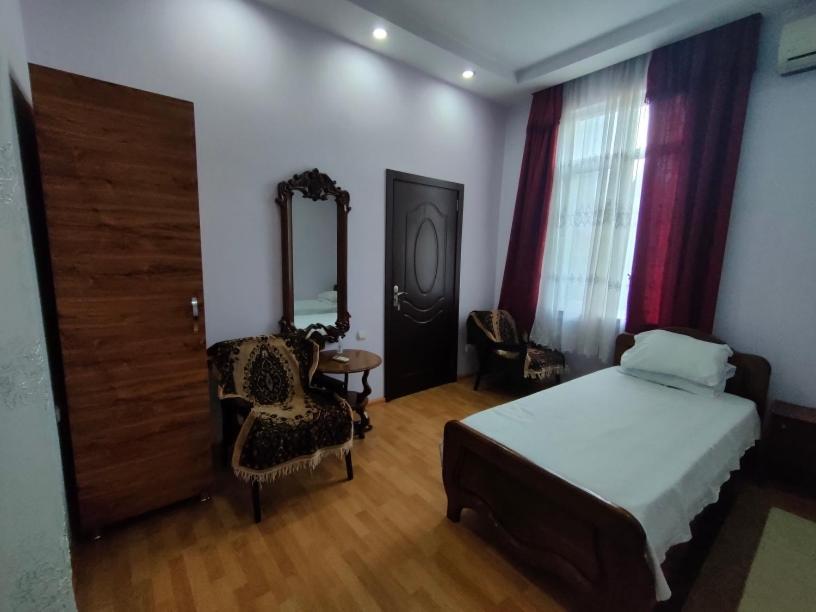 Guest House Nadejda Batumi Exterior foto
