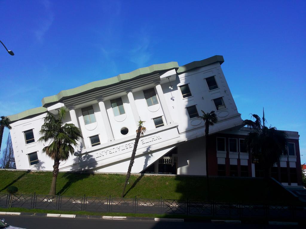 Guest House Nadejda Batumi Exterior foto